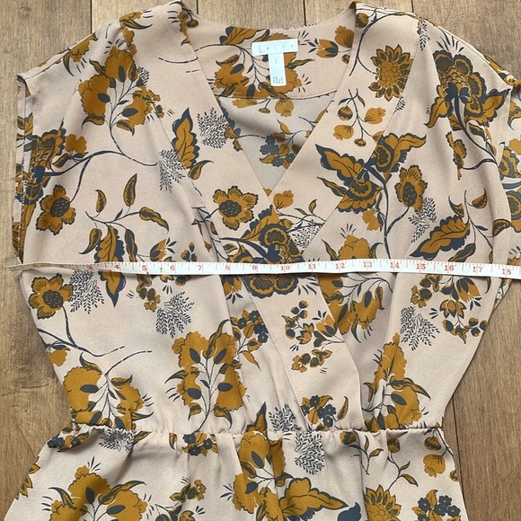 Leith Floral Asymmetrical Top Shortsleeves Blouse Brown elastic Waist Small S - Picture 9 of 11